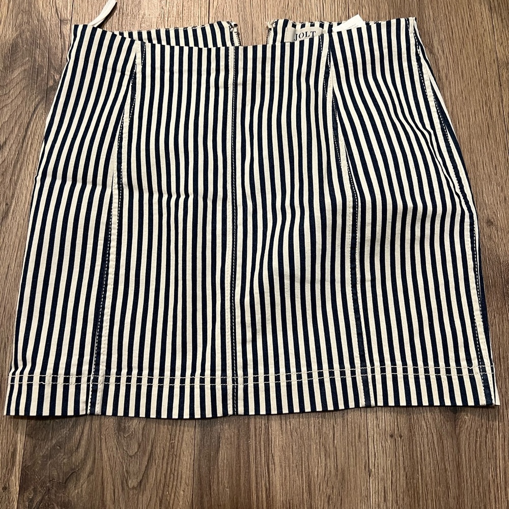 Striped mini skirt